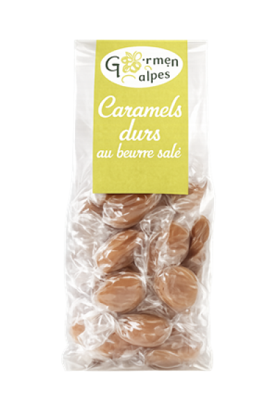 Hartkaramellbonbons mit gesalzener Butter in Verpackung